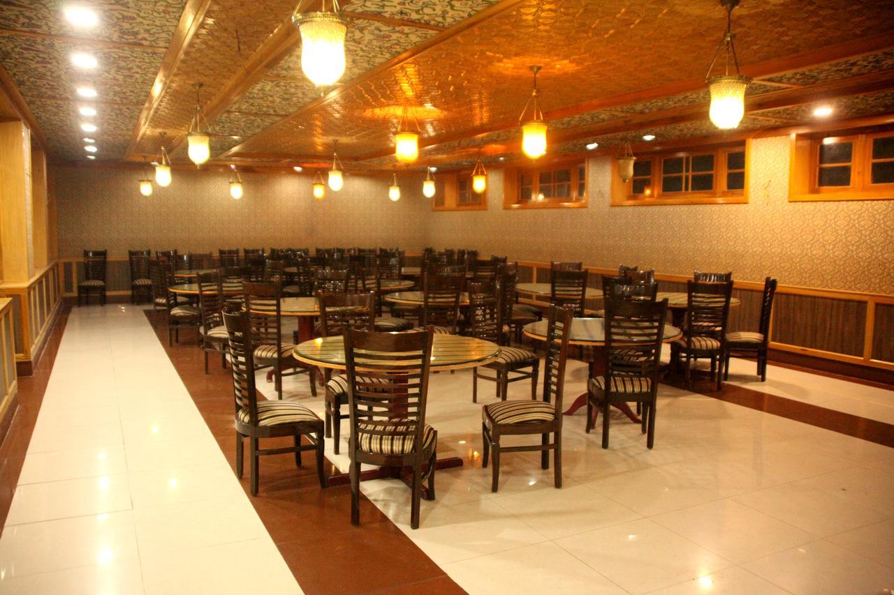 Hotel New Park At Dal Lake Srīnagar Exterior foto